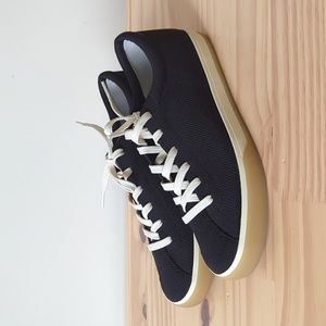Rothy's The Lace Up Sneaker (no insoles) - Black